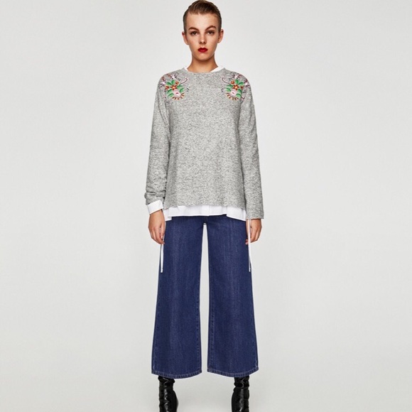 Zara Sweaters - {zara} marled floral embroidered crew neck sweater